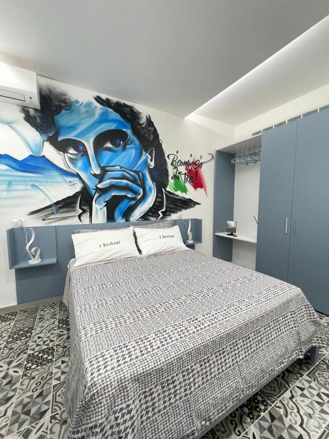 B&B I Borboni Napels Buitenkant foto