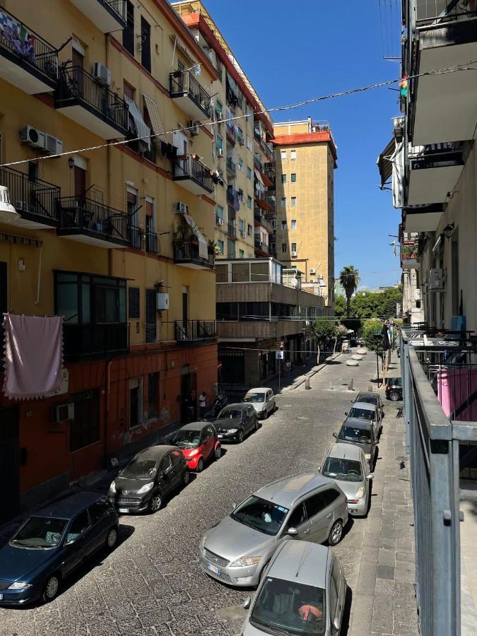 B&B I Borboni Napels Buitenkant foto